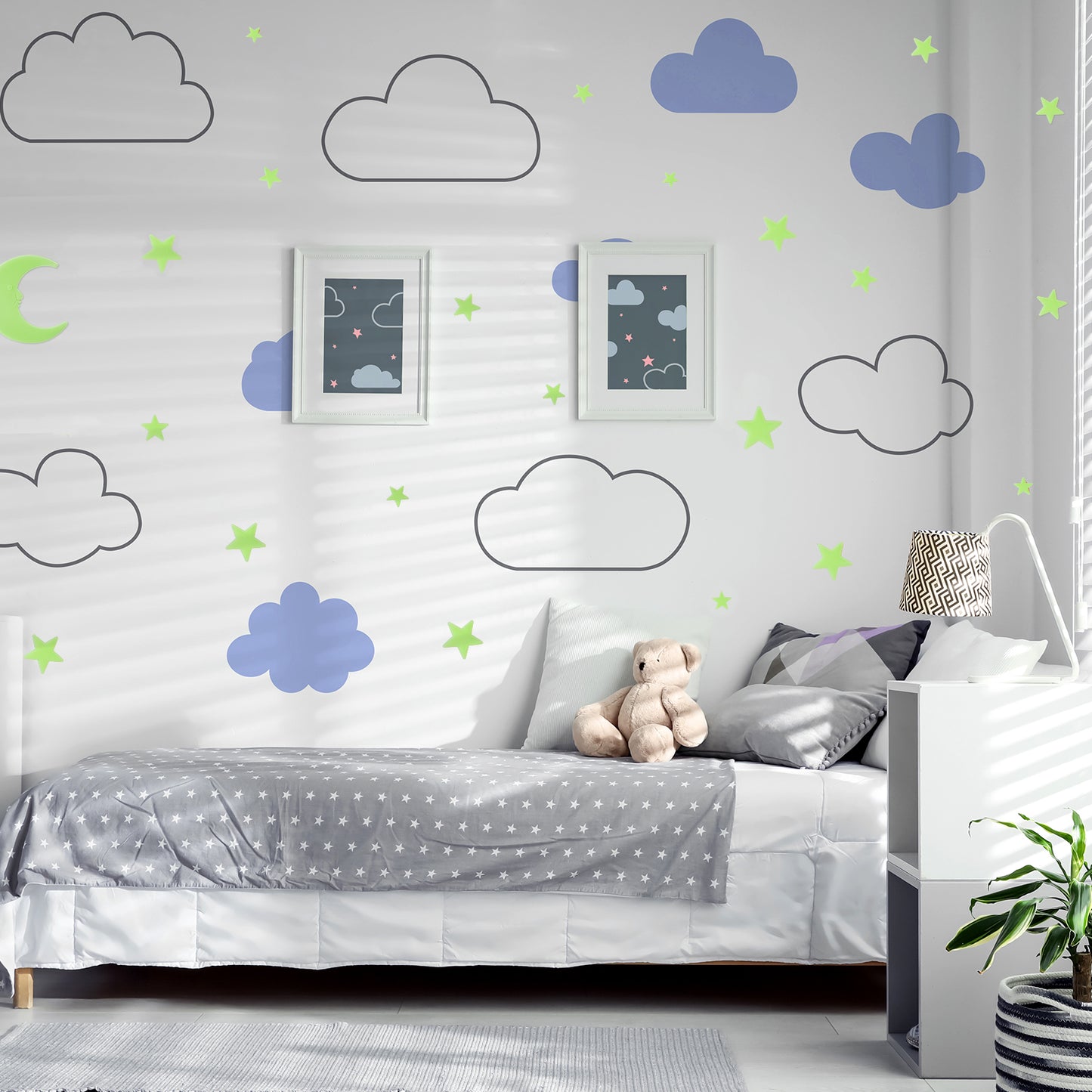 Leuchtende Sterne Wandsticker im Dunkelen für die Decke, Selbstklebend 205 Stück 3D Leuchtende Aufkleber Sterne und Mond für Kinderzimmer, Erstellen Realistischen Sternenhimmel, Raumdeko